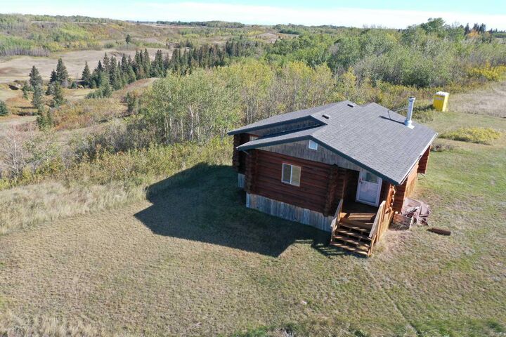 Property Photo:  42126 Range Road 175  AB T0B 1H0 