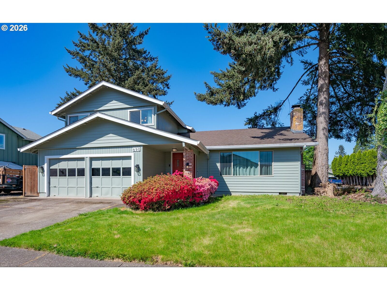Property Photo:  690 71st St  OR 97478 