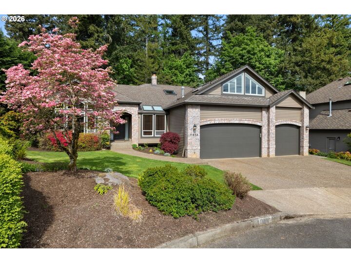 Property Photo: 11614 SW 31st Ct OR 97219