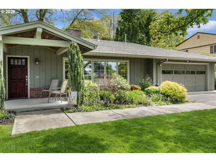 Property Photo:  5190 SW Dover Ln  OR 97225 