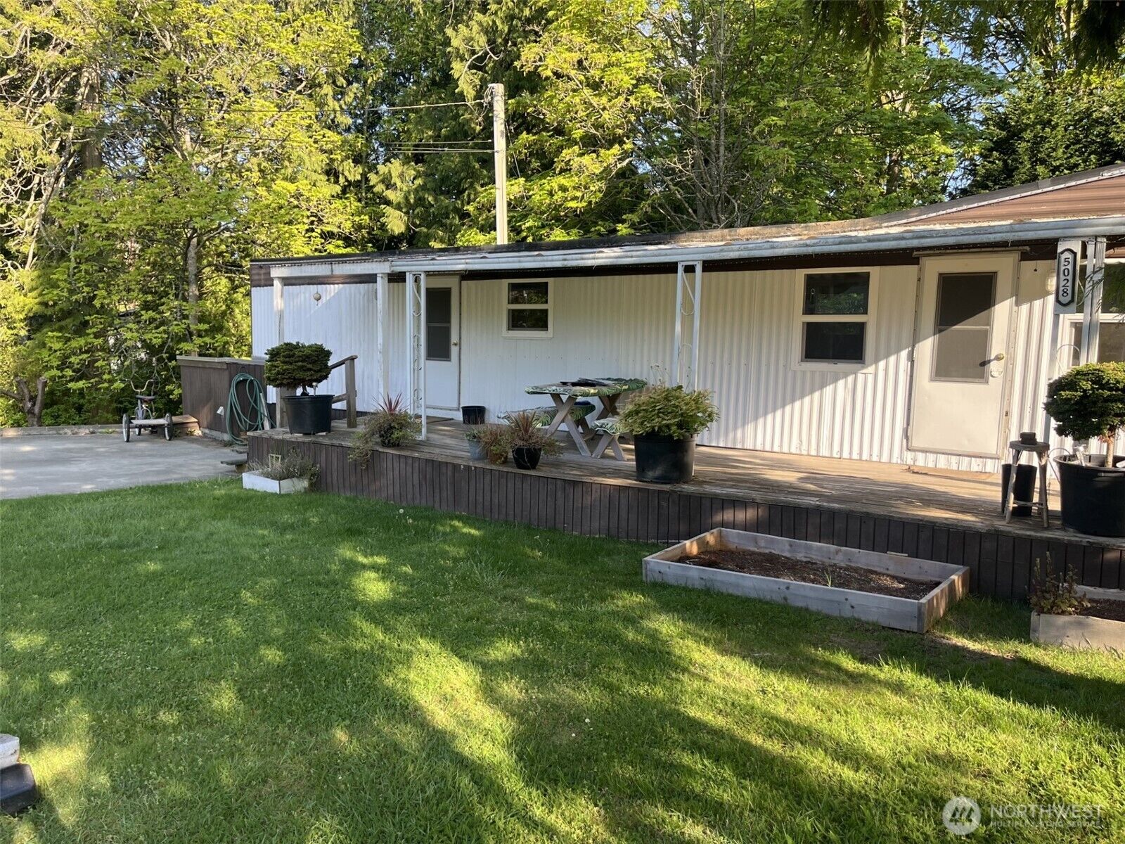 Property Photo:  5028  Maple Street  WA 98230 