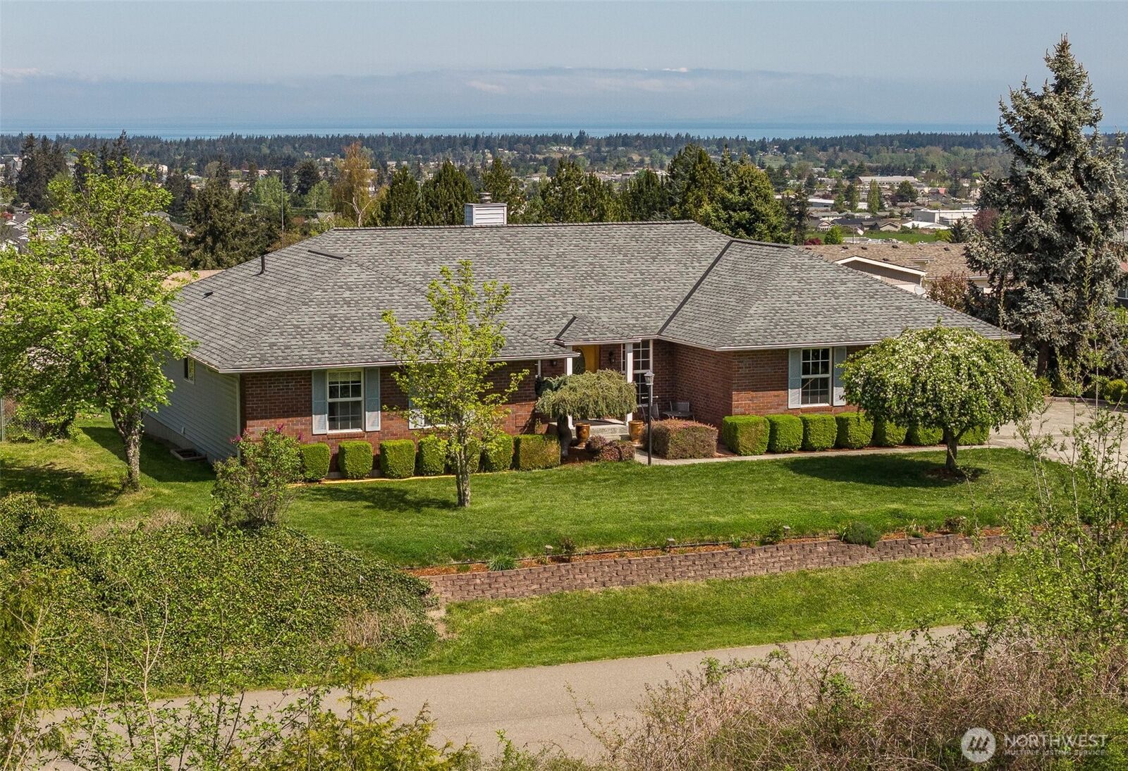 Property Photo:  608  Reservoir Road  WA 98382 