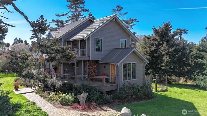 Property Photo:  138  Lighthouse Lane  WA 98250 