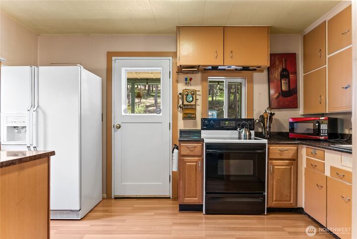 Property Photo:  30  Howerton Road  WA 98856 