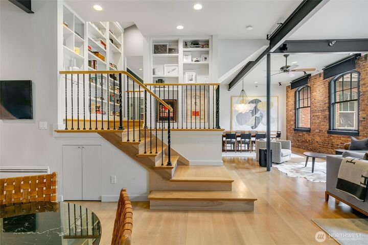 Property Photo:  1406  Harvard Avenue 10  WA 98122 