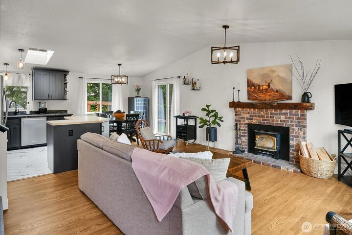 Property Photo:  16226  2nd Place W  WA 98087 