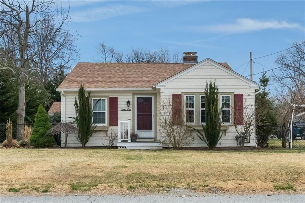 Property Photo: 41 Rogers Avenue RI 02915
