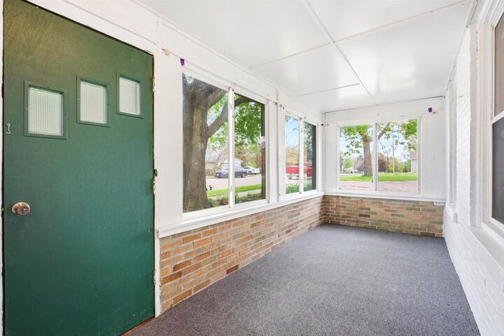 Property Photo: 610 E Maple Street WI 53032