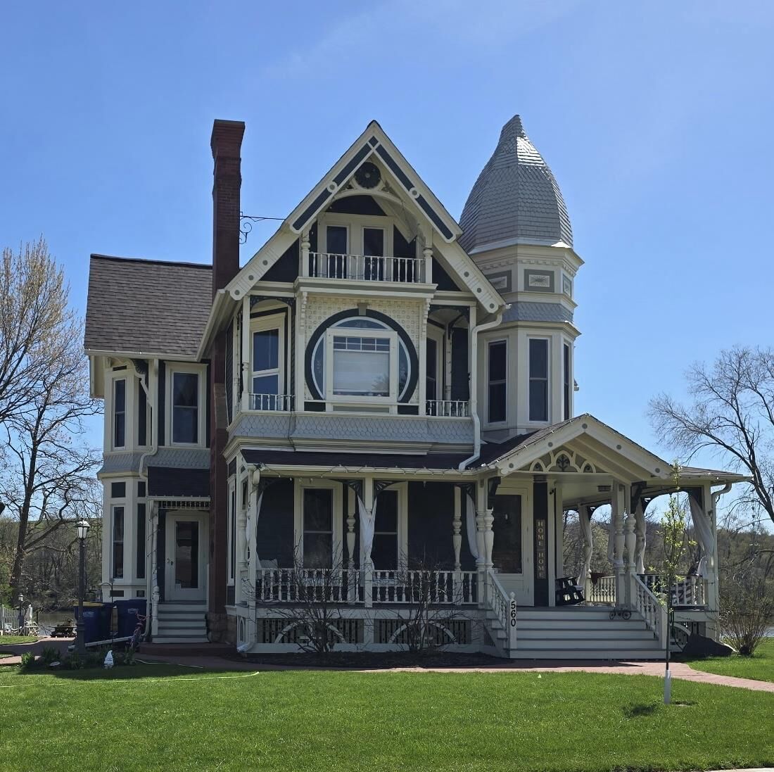 Property Photo:  560 Water Avenue  WI 54364 