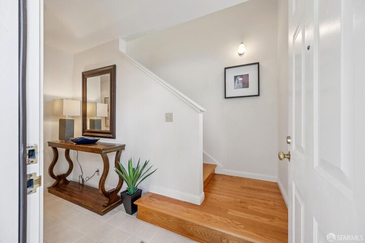 Property Photo:  9 Lydia Avenue  CA 94124 