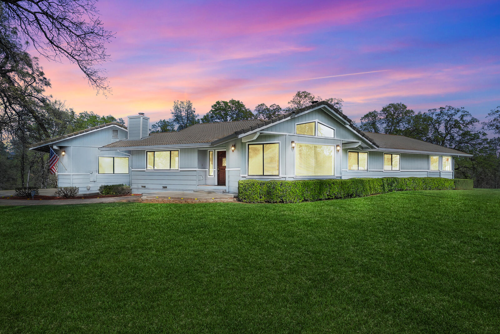 Property Photo:  19862 Paso Robles Avenue  CA 96003 