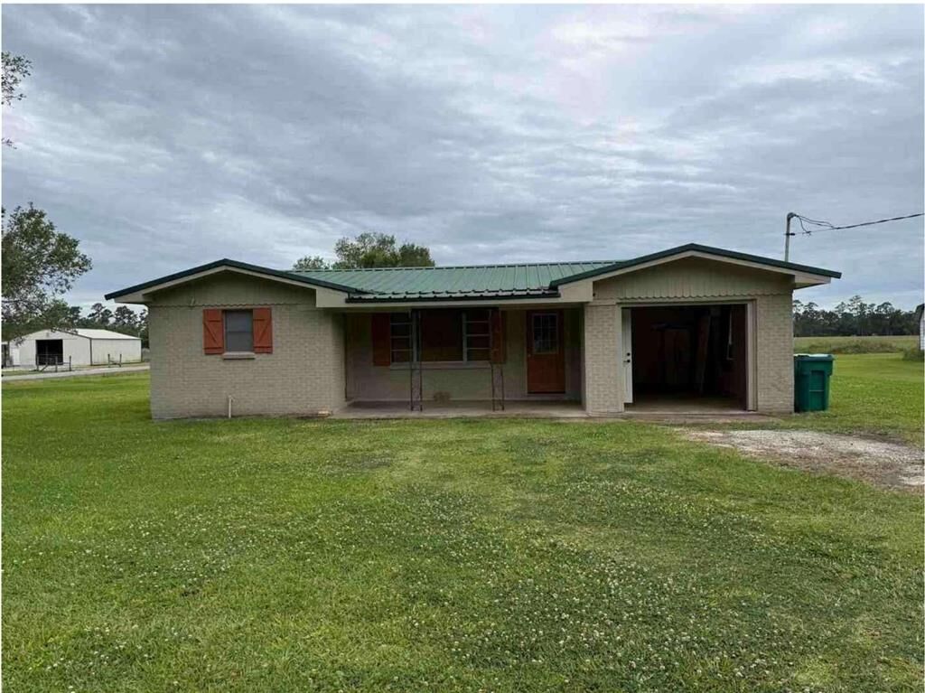 Property Photo:  4728 Thompson Road  LA 70665 