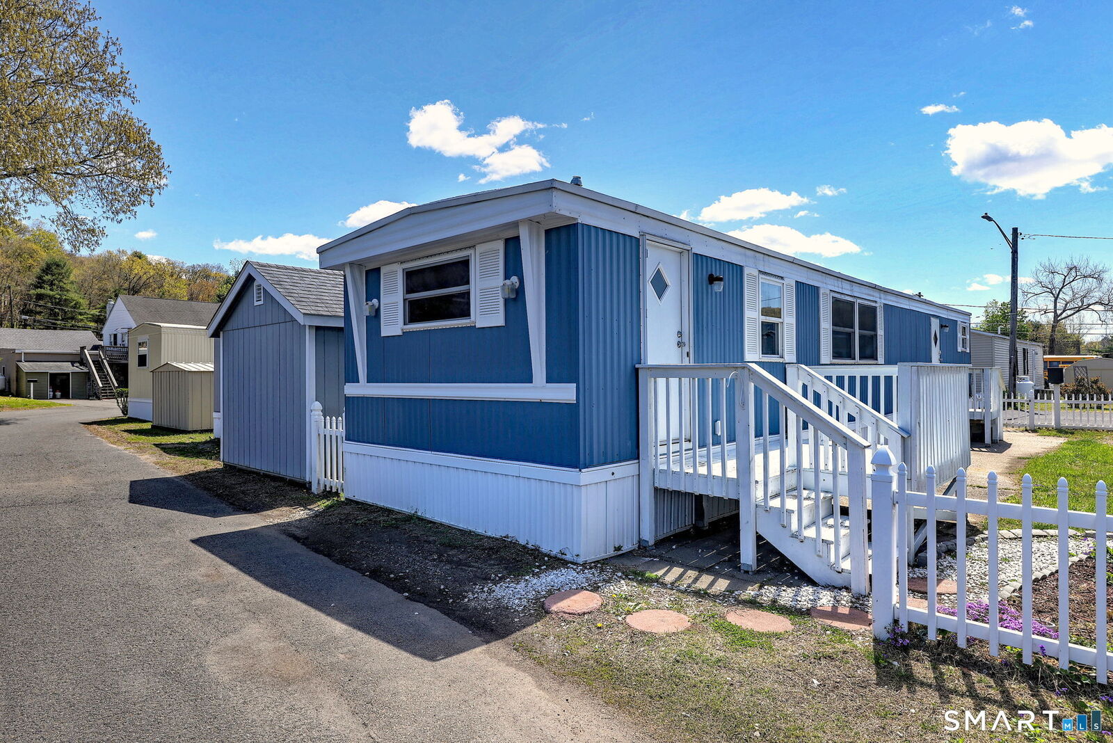 Property Photo:  10 Donna Street  CT 06403 
