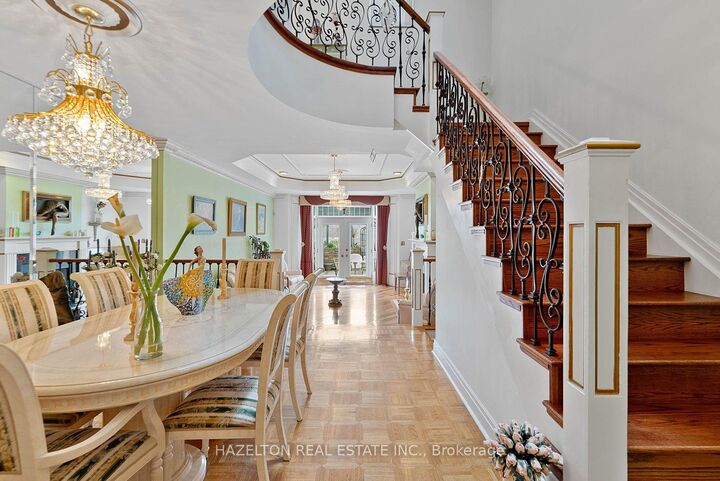 220 Walmer Road — photo 1