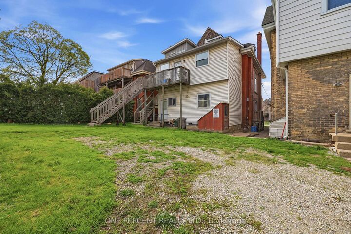 Property Photo: 305 Central Avenue ON N6B 2C9