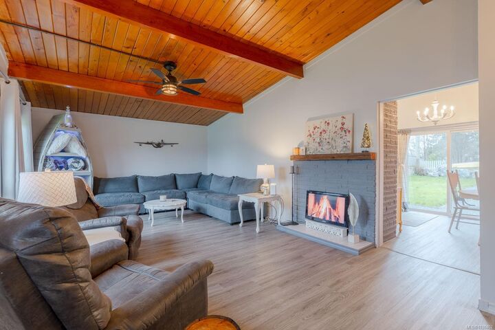 Property Photo: 5032 Cherry Creek Rd BC V9Y 6Y7