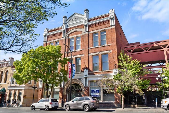 524 Yates St #309 — photo 1