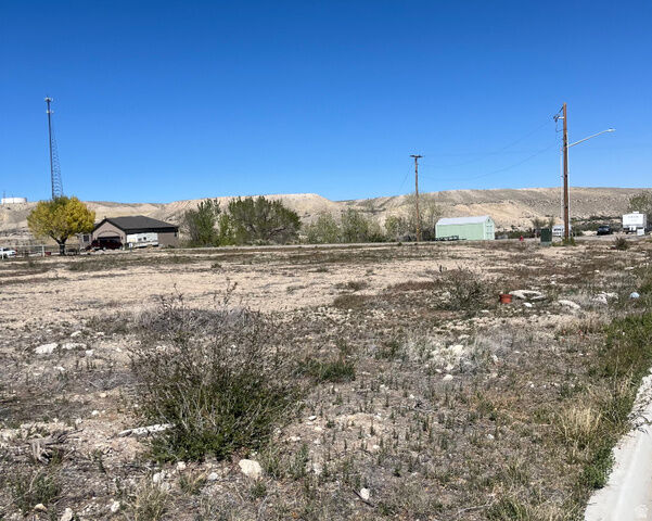 Property Photo:  625 N 200 E  UT 84523 