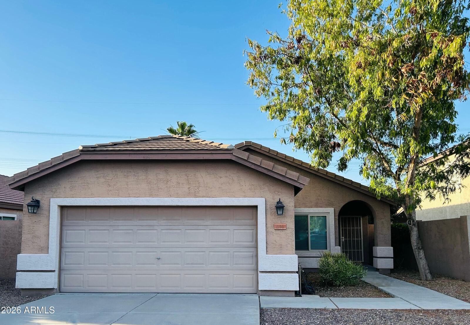 Property Photo:  846 W Page Avenue  AZ 85233 