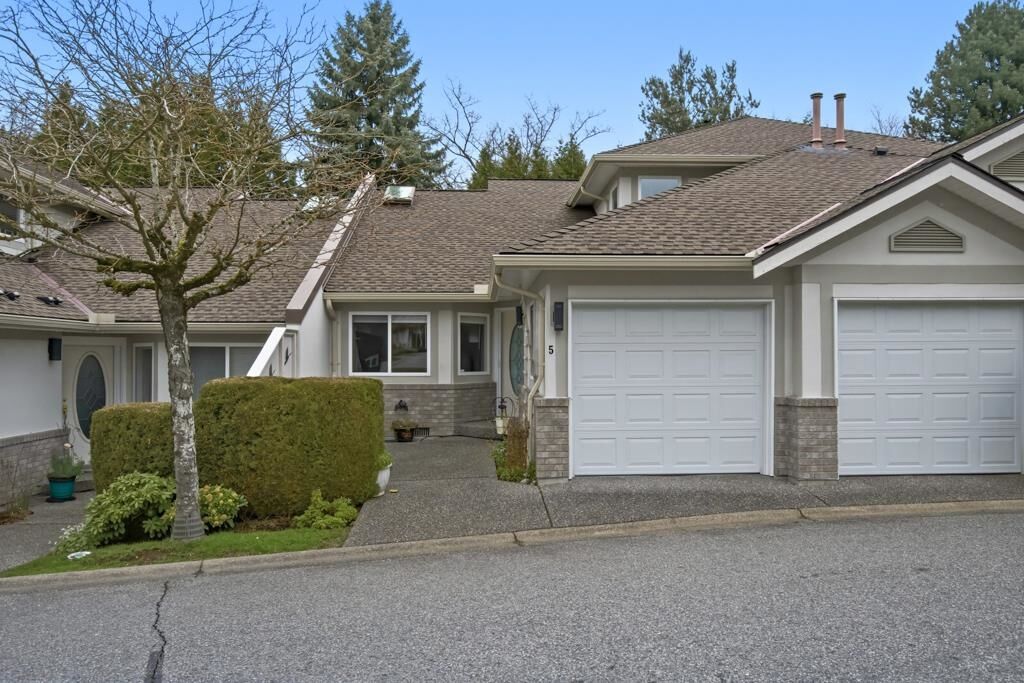 Property Photo: 15099 28 Avenue 5 BC V4P 1P3