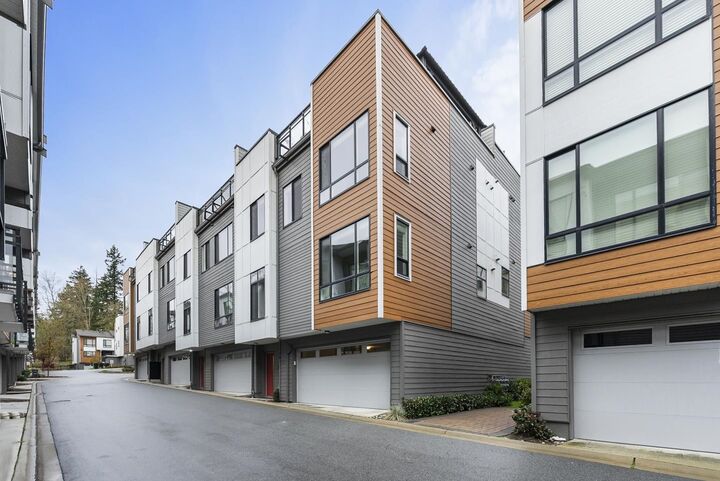 16433 19 Avenue 79 — photo 1