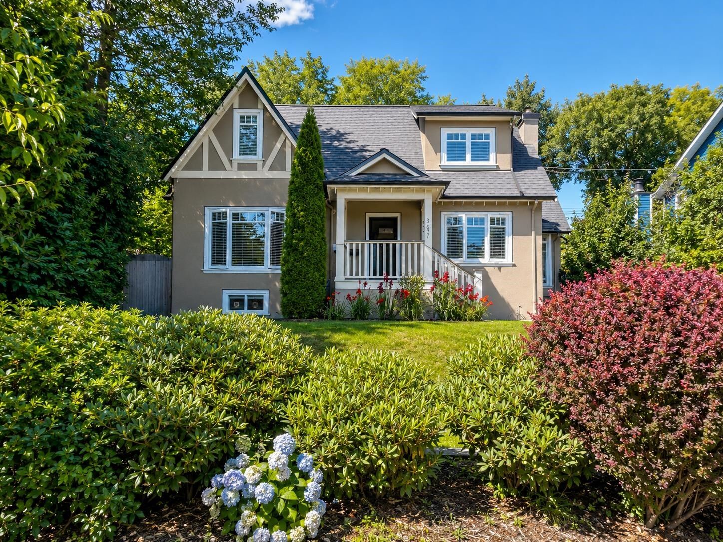 Property Photo: 3521 W 39th Avenue BC V6N 3A4