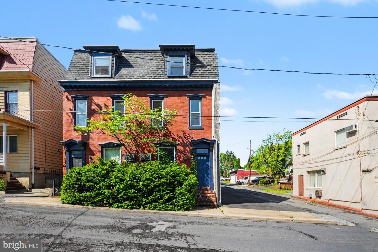Property Photo:  9 N 6th Street  PA 17901 