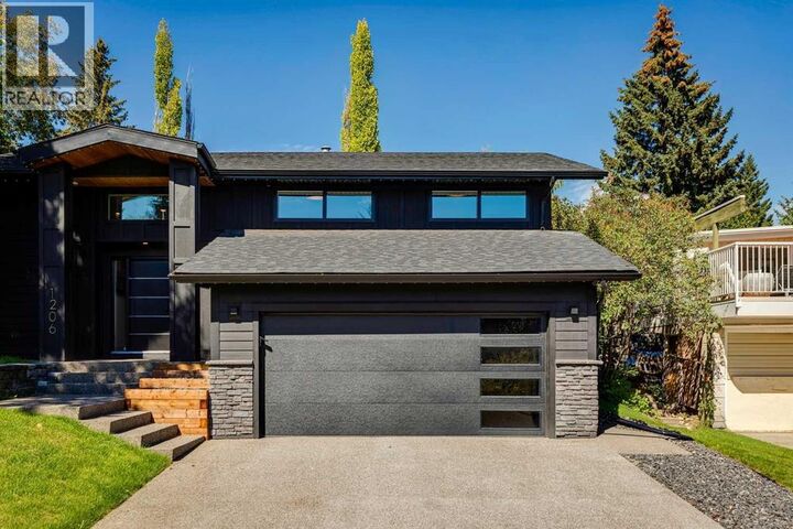 Property Photo: 1206 Varsity Estates Road Northwest AB T3B 2X2