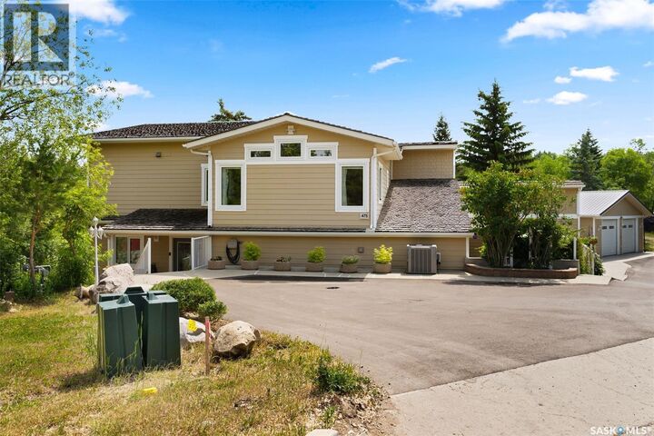 Property Photo:  475 James Street S  SK S0G 3C0 