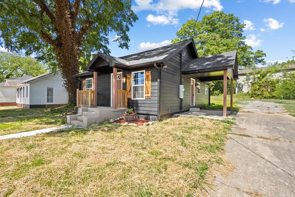 Property Photo:  409 Calhoun Avenue  GA 30161 