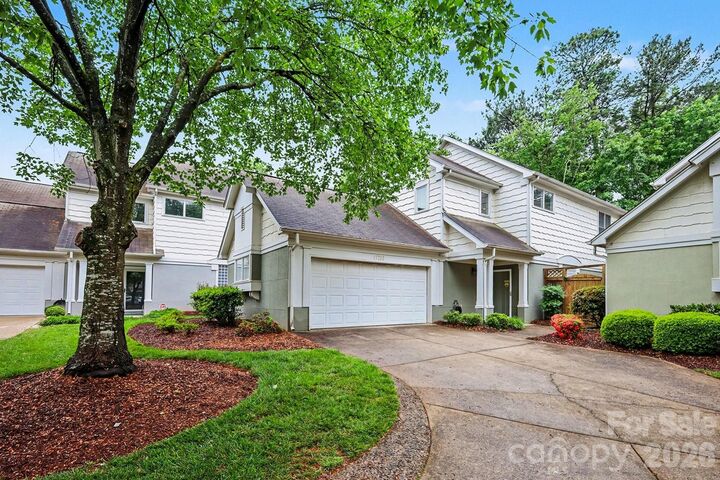 Property Photo:  17752 Kings Point Drive  NC 28031 