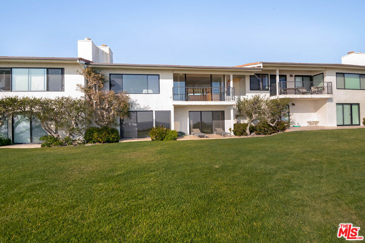 Property Photo:  6805 Shearwater Ln  CA 90265 