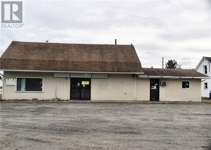 Property Photo:  10494 & 10496 Highway 17  ON P0M 2M0 