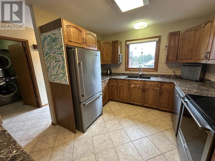 Property Photo:  46 Bayview Rd  ON P0X 1C0 