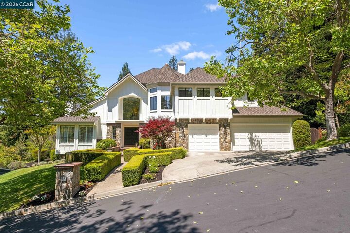 Property Photo:  4249 Golden Oak Ct  CA 94506 