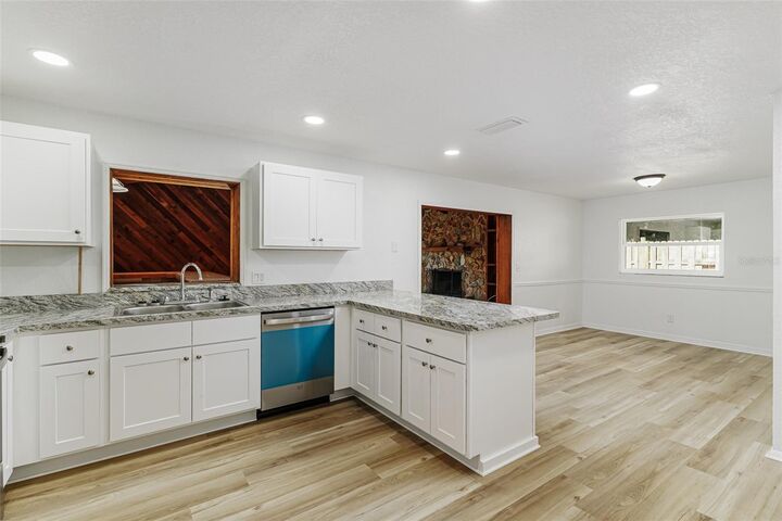 Property Photo: 2117 High Point Avenue SW FL 33880