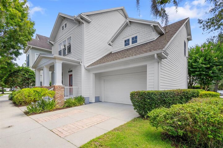 Property Photo: 907 Pawstand Road FL 34747
