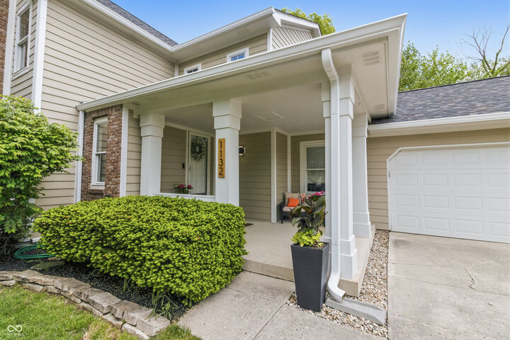 Property Photo:  1132 Keeneland Court  IN 46280 