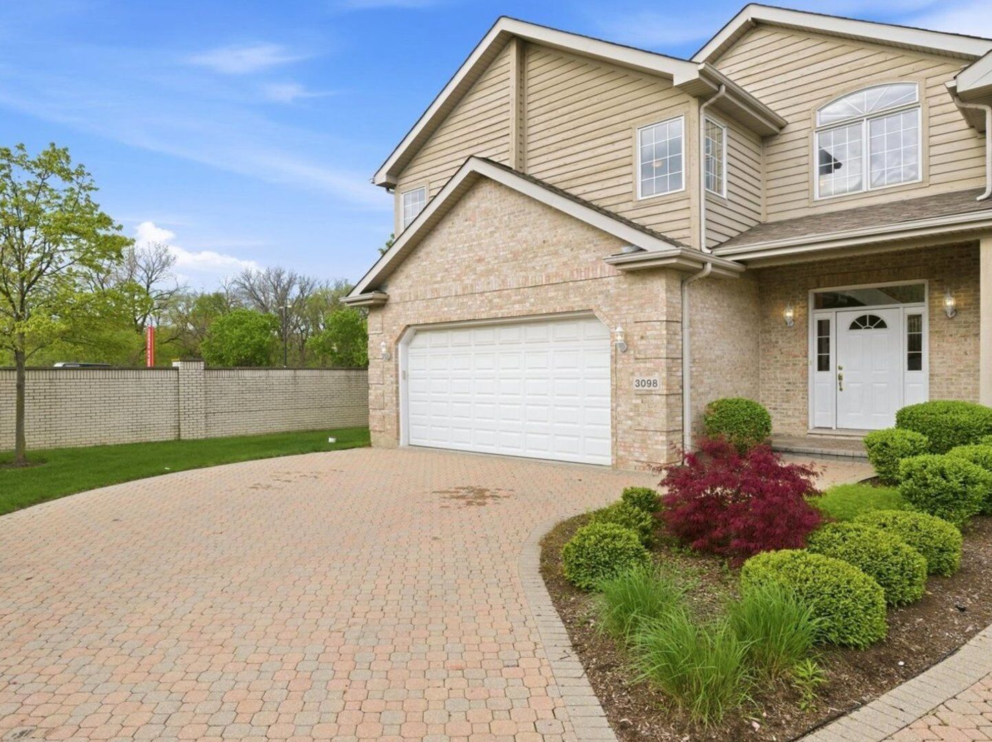 Property Photo:  3098 Rosebrook Circle  IL 60154 