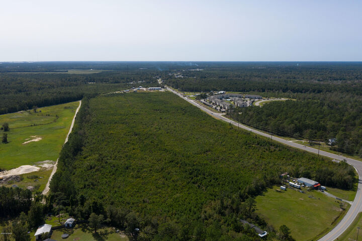 Property Photo:  2268 Highway 172  NC 28460 