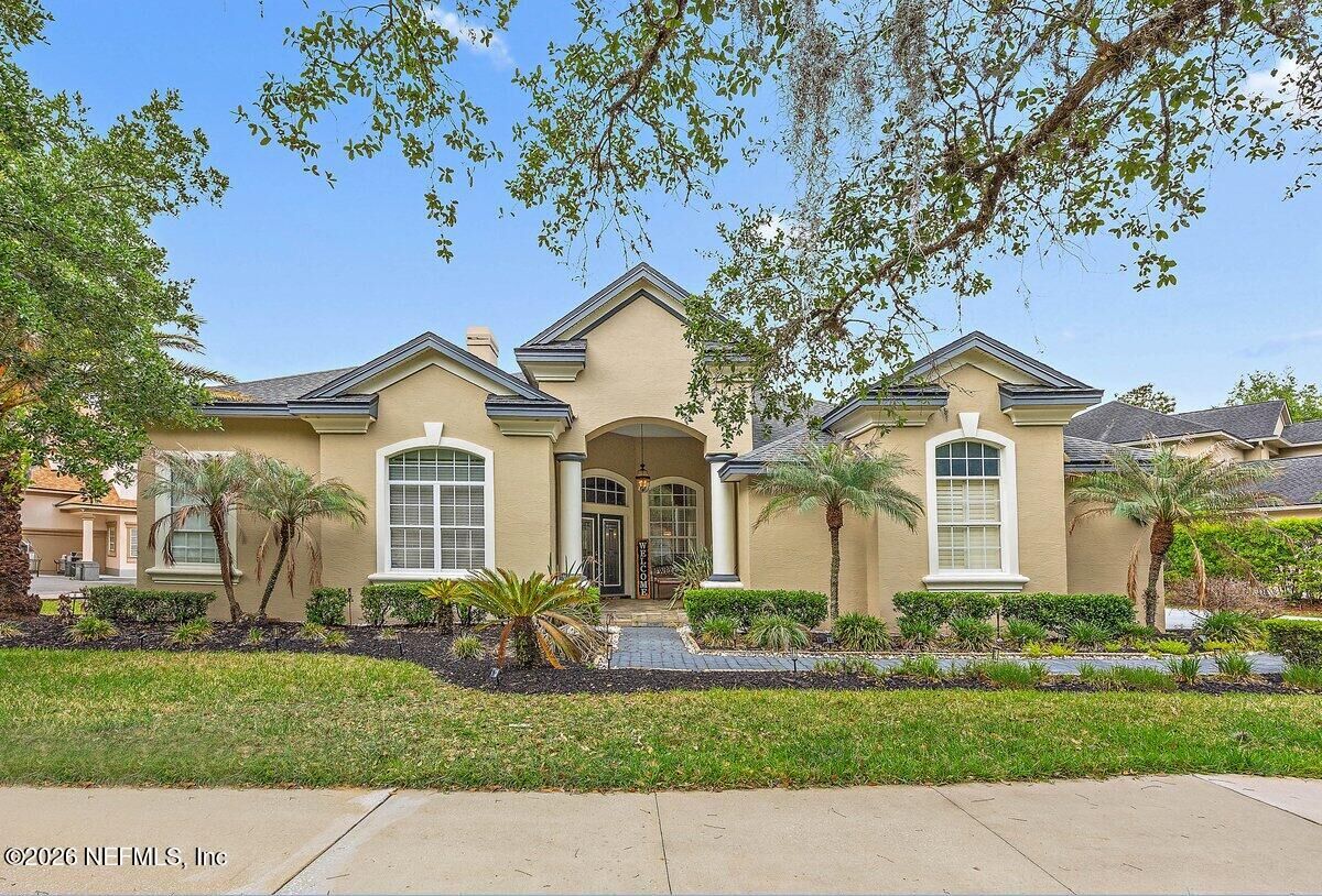Property Photo:  188 Pinehurst Pointe Drive  FL 32092 