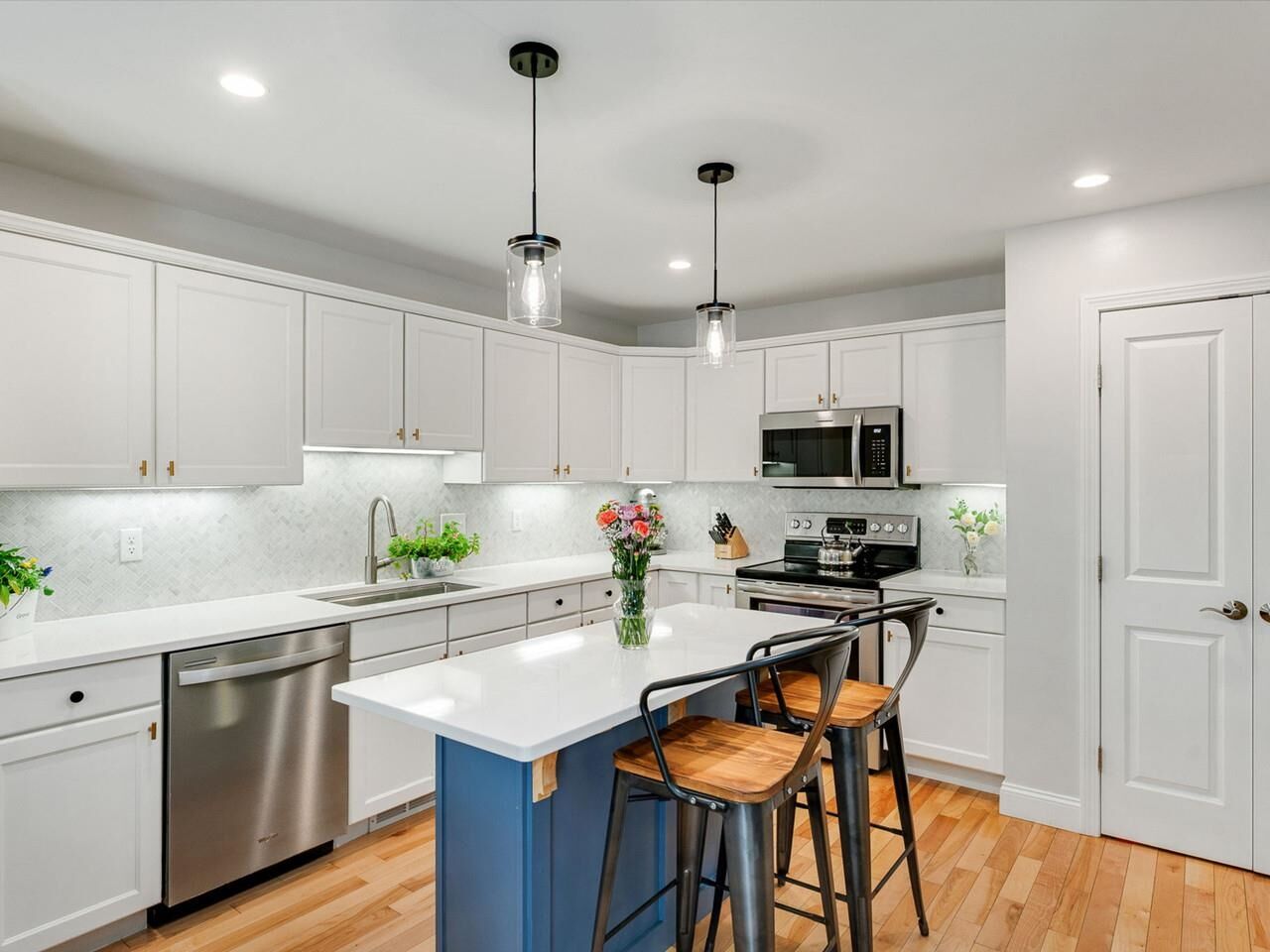 Property Photo:  34 Brooke Lane  VT 05446 