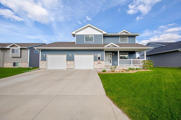 Property Photo:  2070 Pratt Circle  MN 56082 