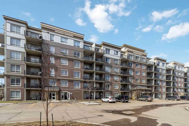Photo de la propriété: 136D Sandpiper Road 206 AB T9K 0J7