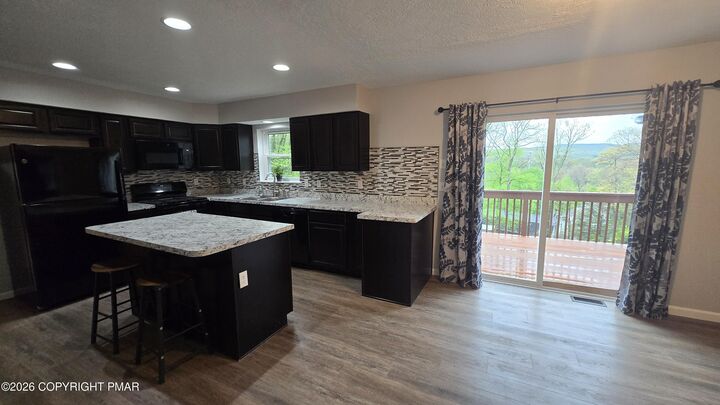 Property Photo:  5206 Laurel Loop  PA 18370 