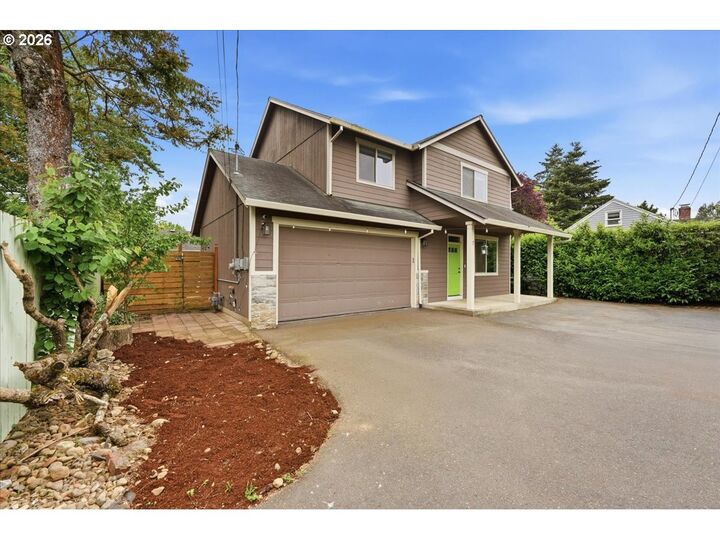 Property Photo:  4301 SE 59th Ave  OR 97206 