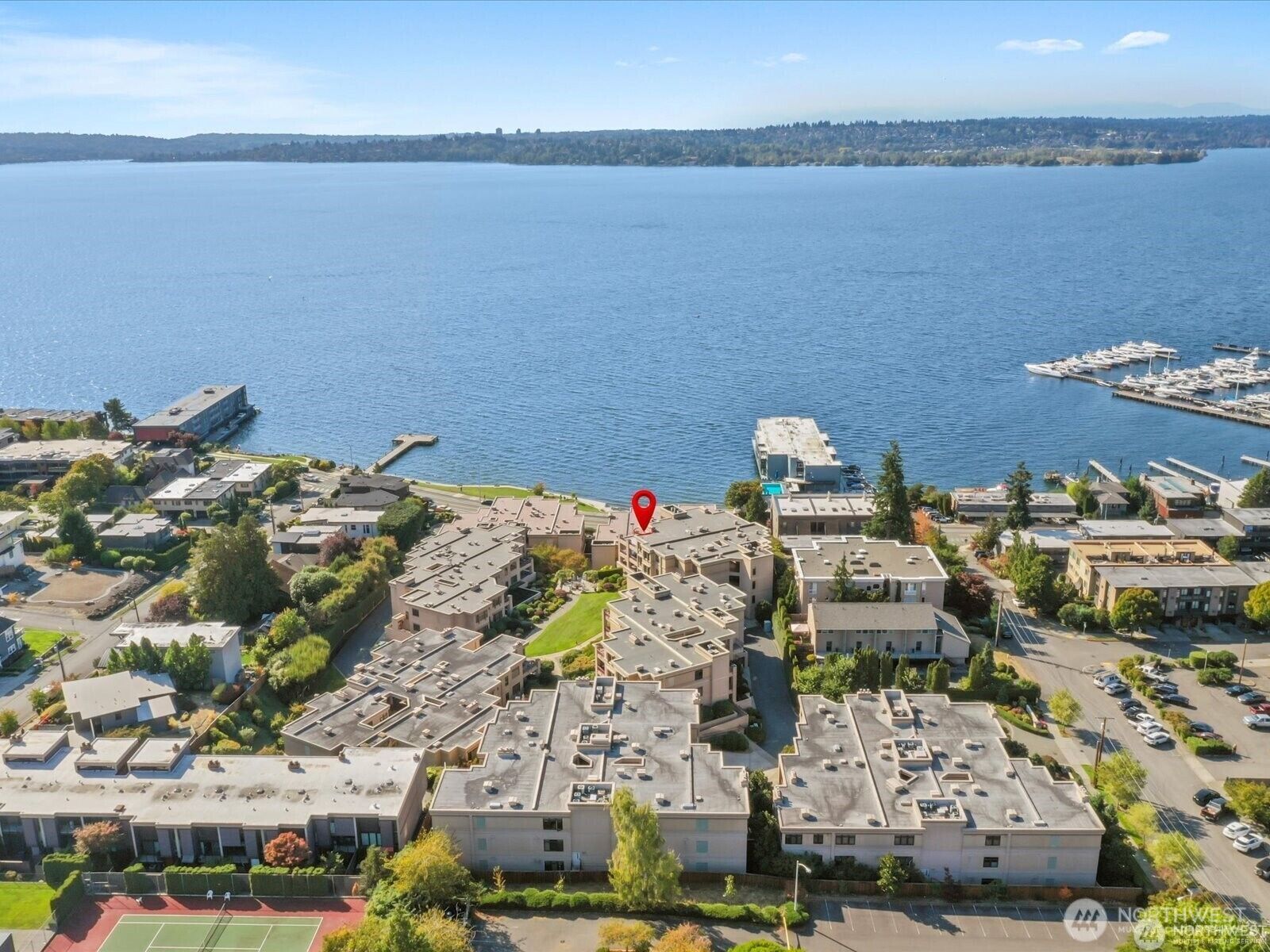 Property Photo:  215  5th Avenue S C202  WA 98033 