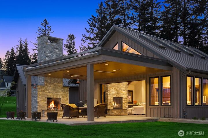 Property Photo:  26868  Sunnyview Lane NE  WA 98346 