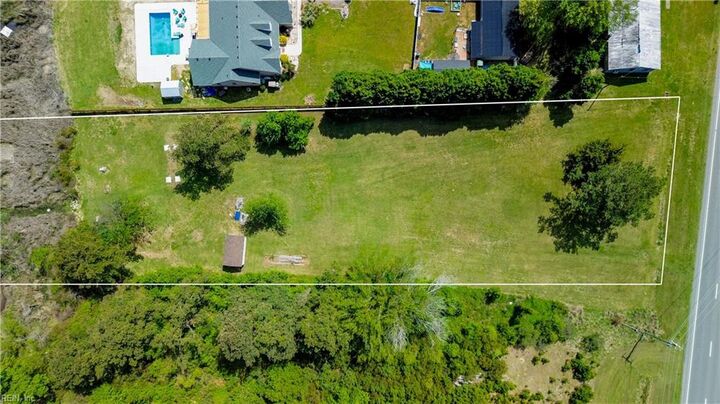 Property Photo: 3611 Caratoke Hwy NC 27956