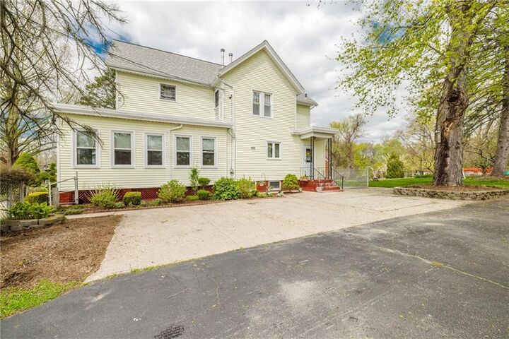 Property Photo:  18 Central Avenue  MA 02771 
